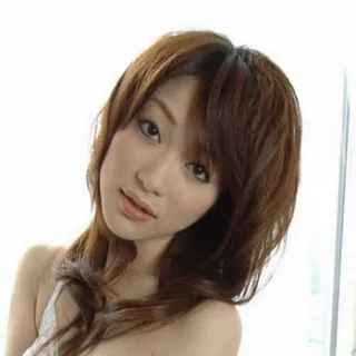 Akari Hoshino